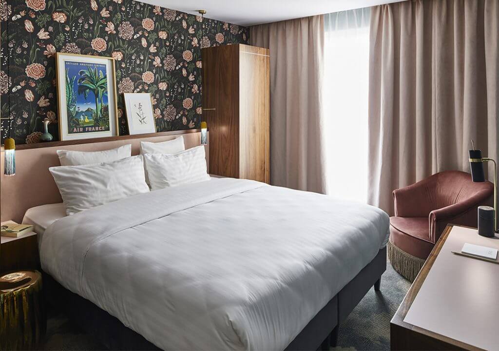 Hotel room - Taylor Paris near Grands Boulevards
